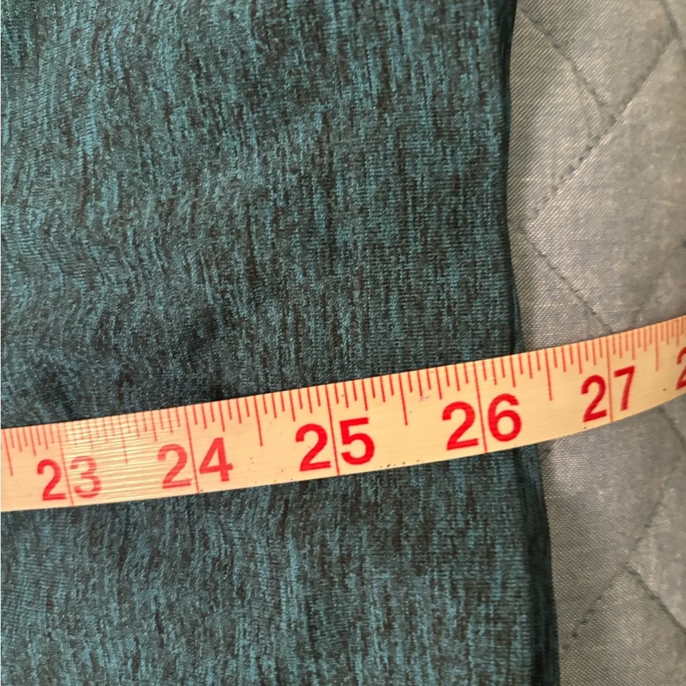 Lululemon shirt - Picture 3 of 5